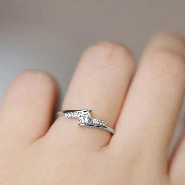 Cubic Zirconia Ring For Women Simple Style Wedding Ring Light Gold Color Fashion Custom Jewelry
