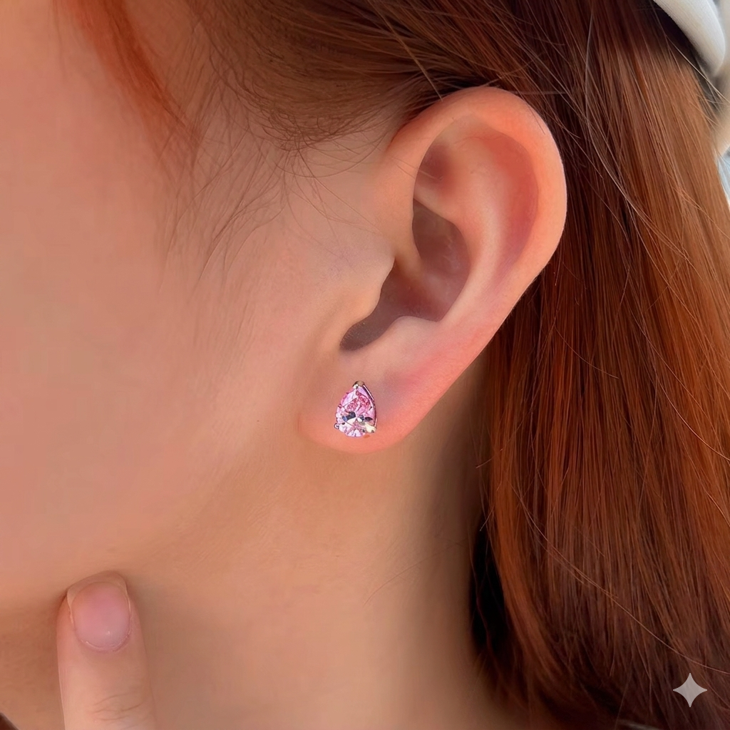 QooLady S925 Sterling Silver Shiny Cubic Zirconia Water Drop Stud Earrings for Women Trendy Party Jewelry Accessories Gift SE127