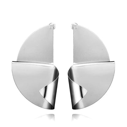 Gold Color Metal Drop Earrings Irregular Hollow Heart Pendants Earrings Twisted Geometric Personality Earrings for Women