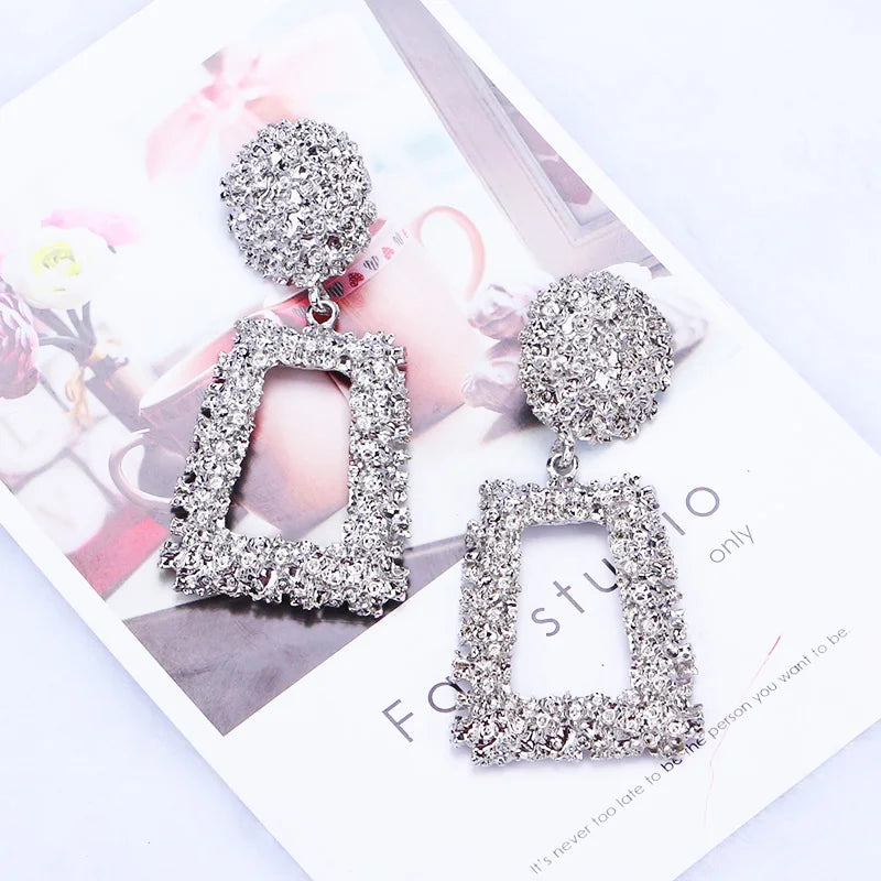 Gold Color Metal Drop Earrings Irregular Hollow Heart Pendants Earrings Twisted Geometric Personality Earrings for Women