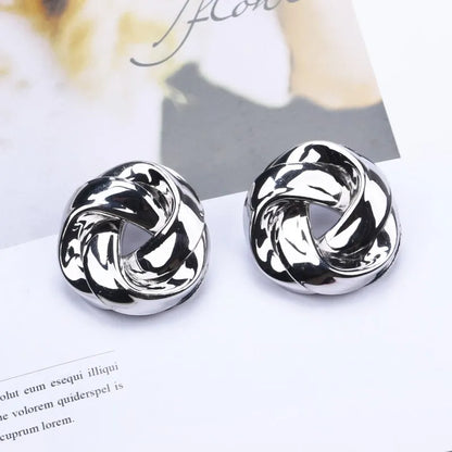 Gold Color Metal Drop Earrings Irregular Hollow Heart Pendants Earrings Twisted Geometric Personality Earrings for Women