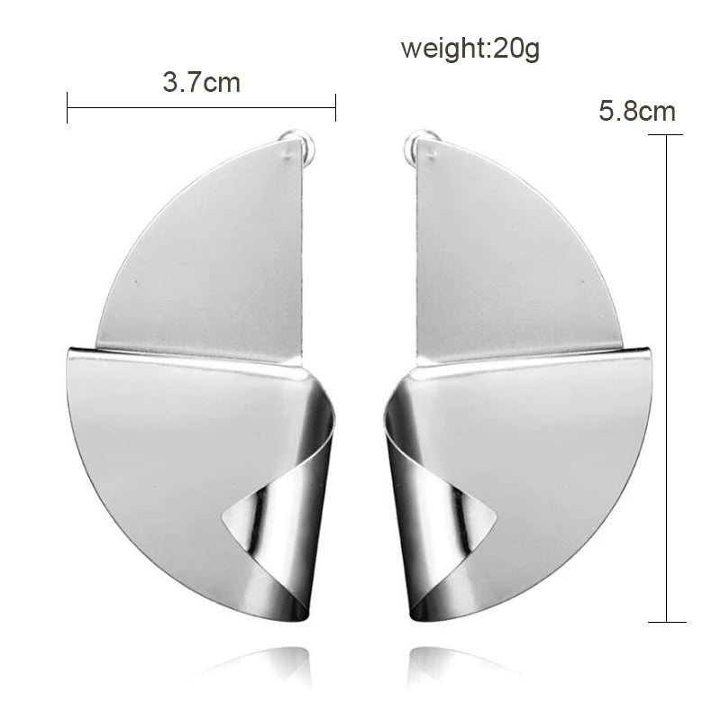 Gold Color Metal Drop Earrings Irregular Hollow Heart Pendants Earrings Twisted Geometric Personality Earrings for Women