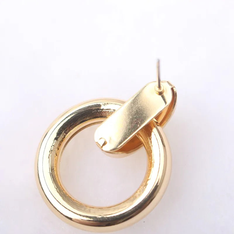 Gold Color Metal Drop Earrings Irregular Hollow Heart Pendants Earrings Twisted Geometric Personality Earrings for Women