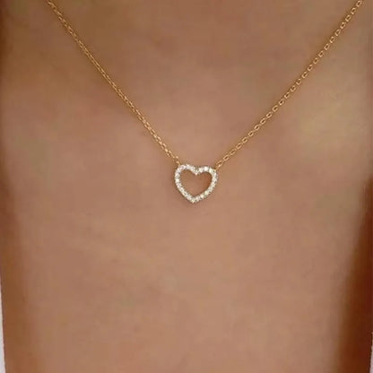 Collar con colgante de doble corazón simple para mujer, pareja, gargantilla de acero inoxidable, cadena de color dorado, joyería de regalo para fiesta de bodas y amigos