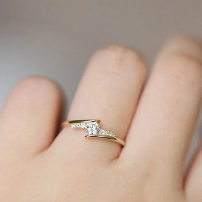 Cubic Zirconia Ring For Women Simple Style Wedding Ring Light Gold Color Fashion Custom Jewelry
