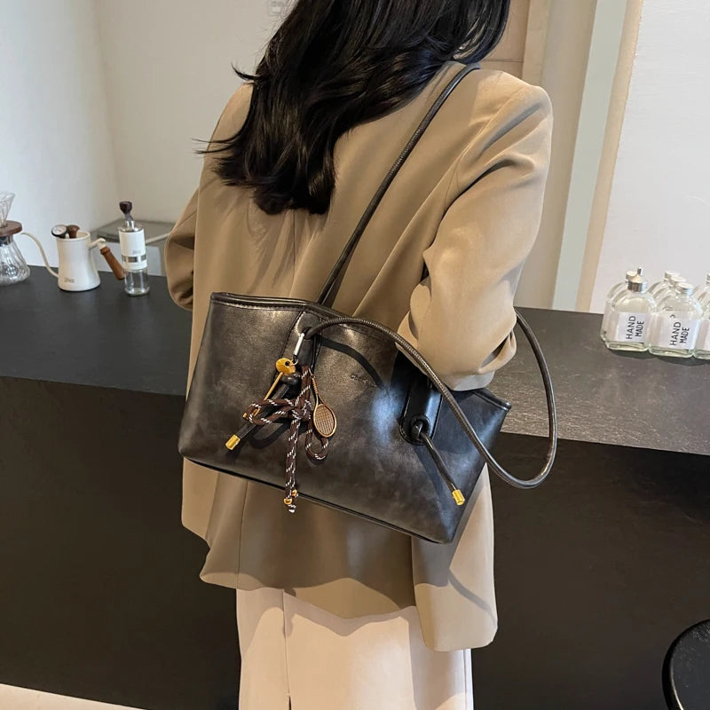 LEFTSIDE PU Leather Shoulder Bags For Women 2025 Winter Y2K Trend Female Crossbody Bag Lady Handbags And Purses Retro Tote Bag
