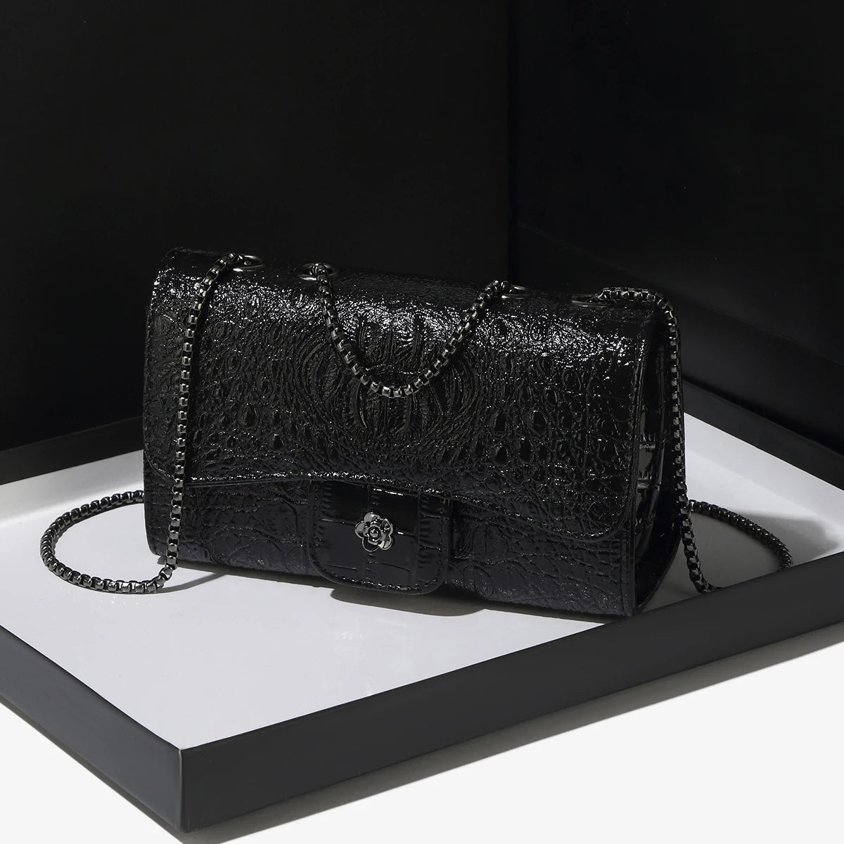 Simple Mini Crocodile Pattern Small Square Bag Summer New Style Trendy Versatile Chain