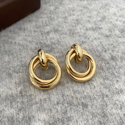 Minimalism Personality Metal Drop Earrings for Women Leaf Round Water Droplet Butterfly Twist Metal Earrings Geometry Jewelry
