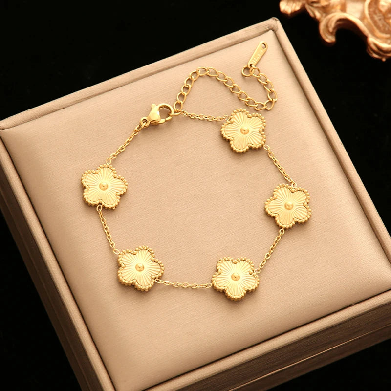 GANEMLY 316L Stainless Steel Black Five Leaf Clover Bracelets For Women New Trendy Waterproof Wrist Chain Jewelry Girls Gift
