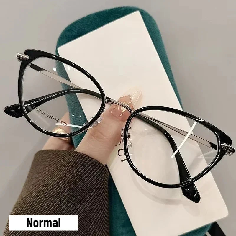 2025 Fashion Cat Eye Photochromic Myopia Glasses for Women Outdoor Color Changing UV Protection Sunglasses Near Sight Eyeglasses