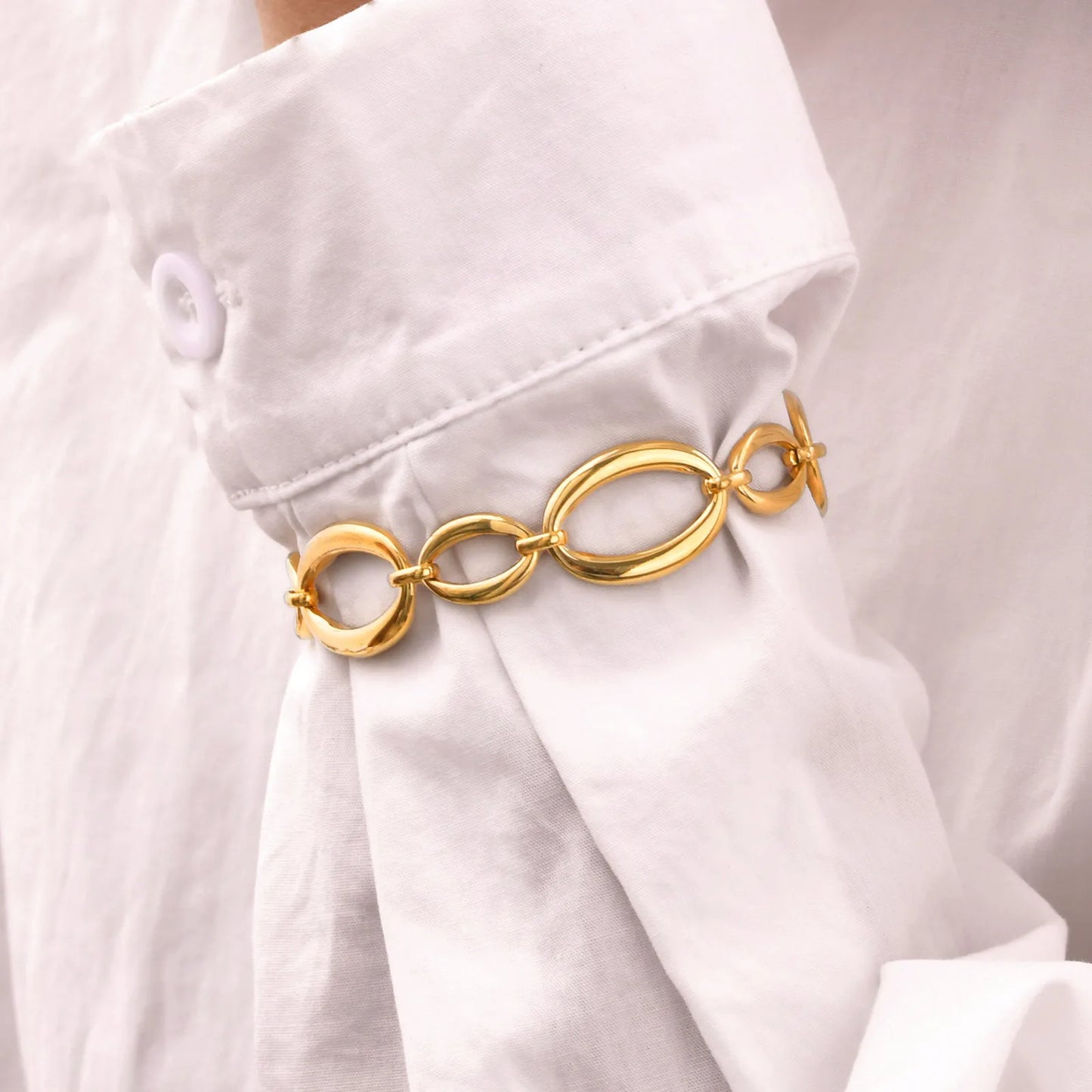 Vnox Stainless Steel Oval Links Chain Bracelets for Women Girls, Dainty Simple Metal Links Wristband Jewelry Never Fade