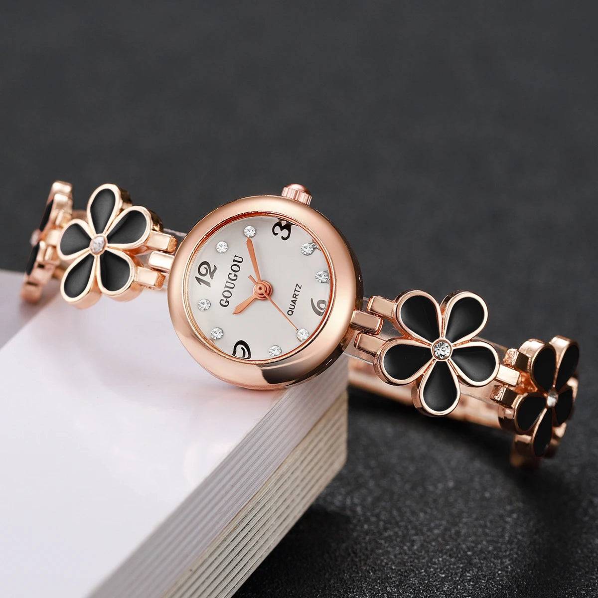 Fashion Flower Bracelet Strap Women Watches Ladies Diamond Arabic Numeral Dial Wristwatches Reloj Mujer（Without Box）