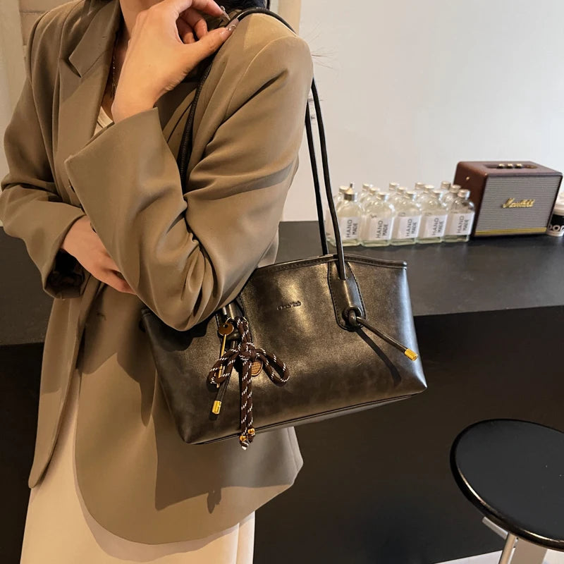 LEFTSIDE PU Leather Shoulder Bags For Women 2025 Winter Y2K Trend Female Crossbody Bag Lady Handbags And Purses Retro Tote Bag