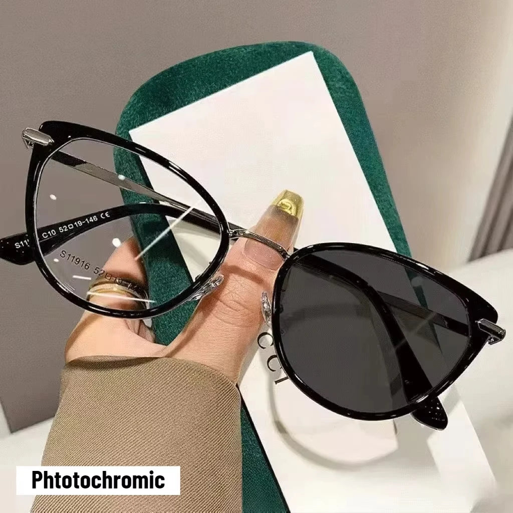 2025 Fashion Cat Eye Photochromic Myopia Glasses for Women Outdoor Color Changing UV Protection Sunglasses Near Sight Eyeglasses