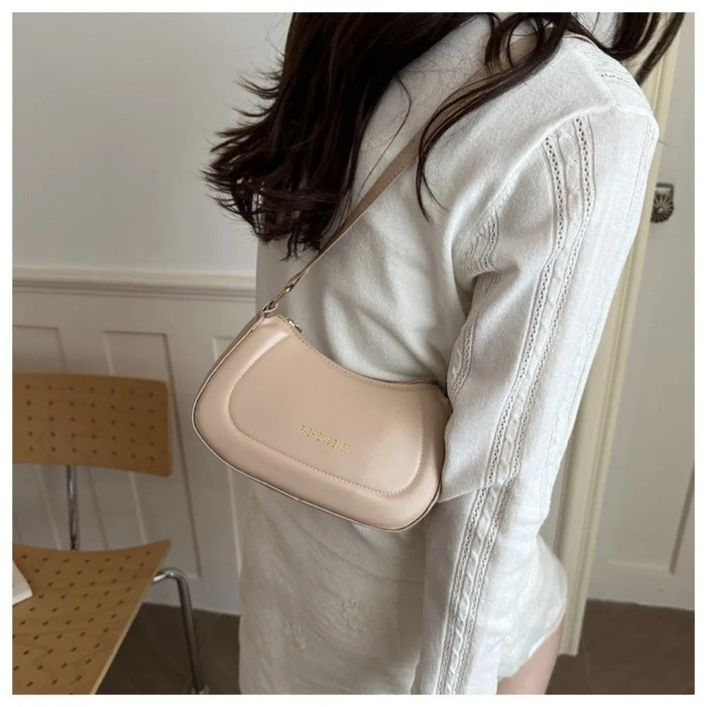 New PU Leather Shoulder Bag Large Capacity Moon-shaped Underarm Bag Solid Color Tote Handbag Women
