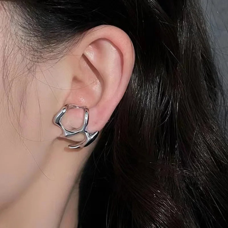 Fashion Punk Irregular Liquid Earrings Hip-Hop Personality Metal Hollow Earrings Clip Girls Party Jewelry Gifts Y2K Accessories